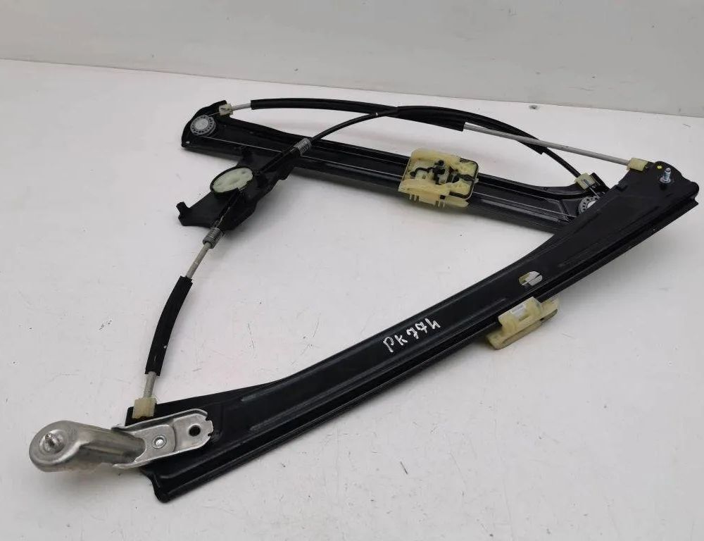 VOLKSWAGEN Tiguan 2 generation (2016-2024) Стеклоподъемник задней левой двери 5NA837461A 31191810