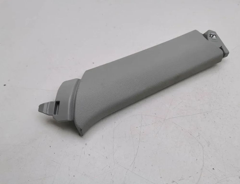 AUDI Q3 F3 (2018-2024) Правая задняя отделка 83A867288 31192275