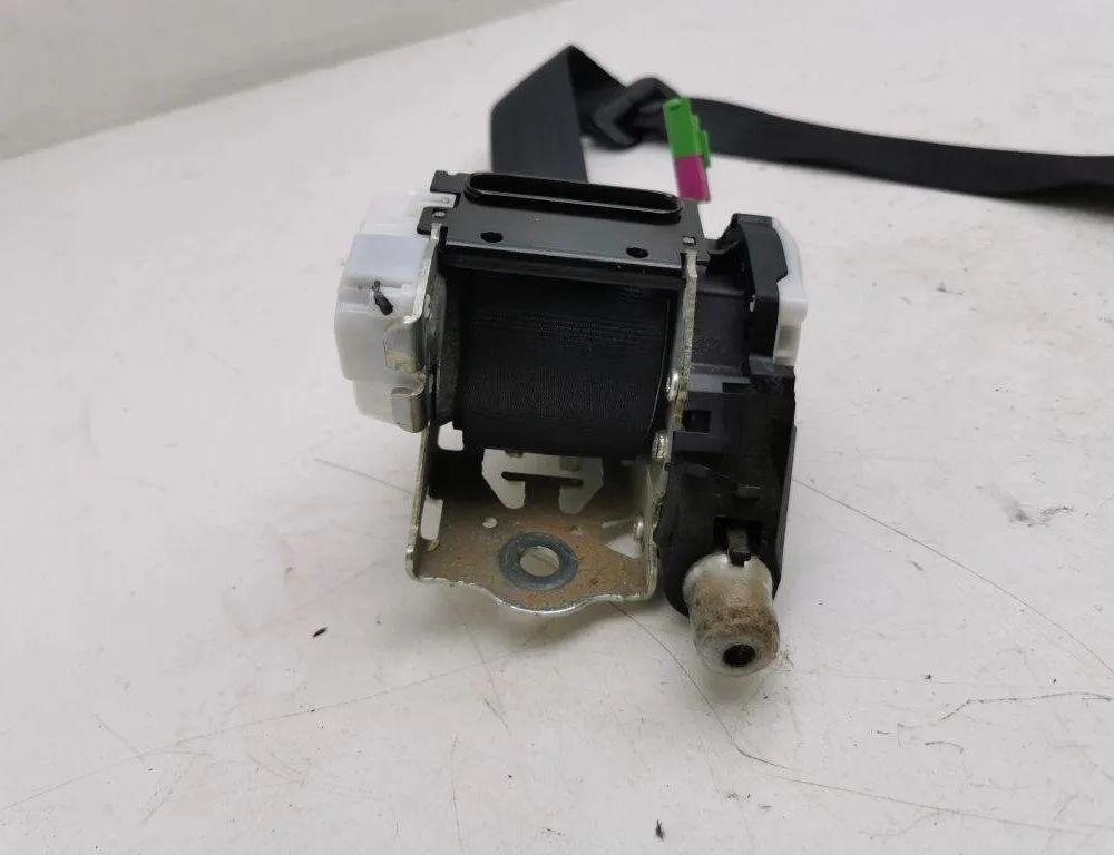 VOLVO XC60 1 generation (2008-2017) Ремень безопасности задний правый 39801844 31194848