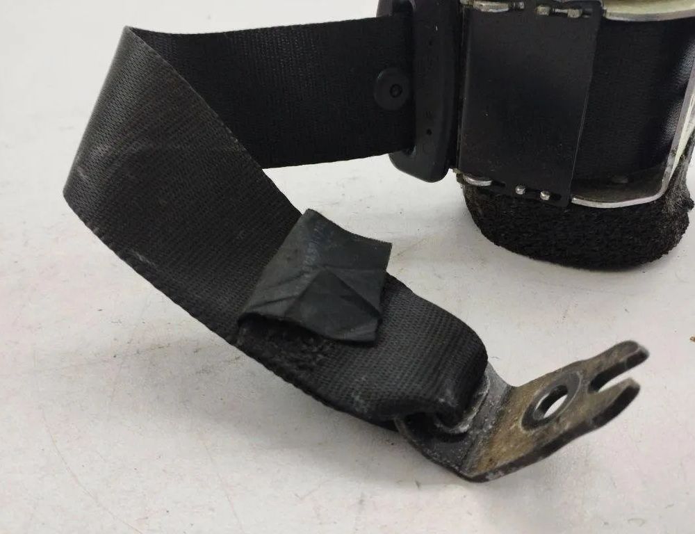 FORD Kuga 1 generation (2008-2013) Rear Left Seatbelt 4M51A611B68 31201868