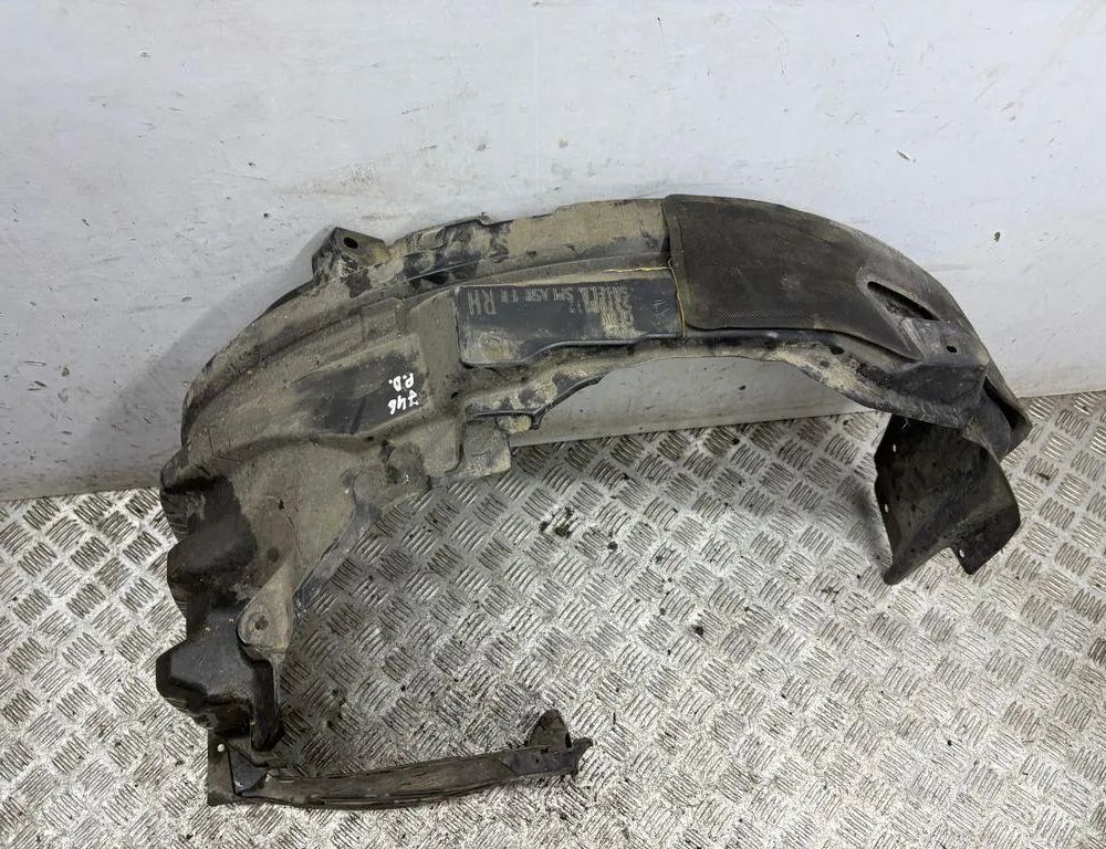 MITSUBISHI Outlander 3 generation (2012-2023) Front Right Inner Arch Liner 5370B012 32786720