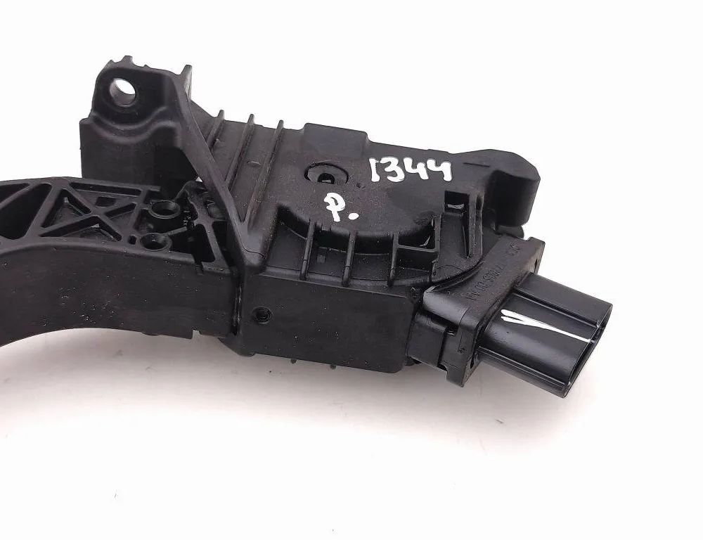 AUDI Q3 F3 (2018-2024) Akseleratora / gāzes pedālis 5Q2723503D,6PV01062105 32964008