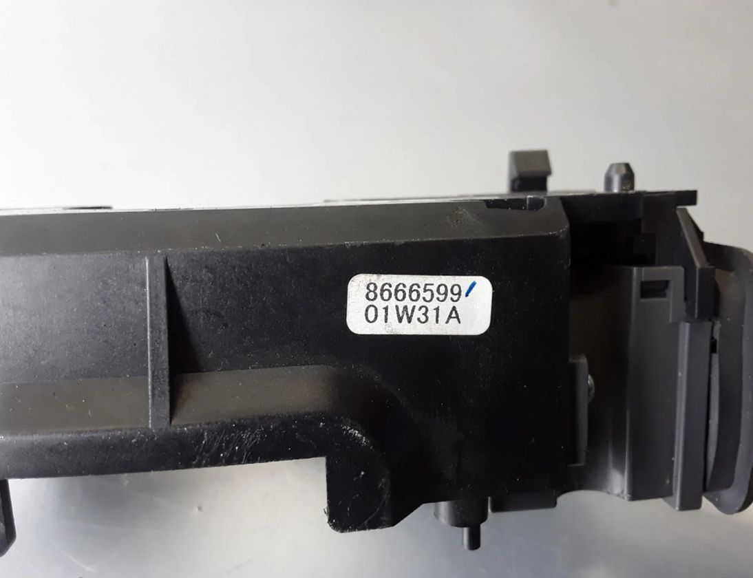 VOLVO XC70 2 generation (2000-2007) Indicator Wiper Stalk Switch 8666599 23578819