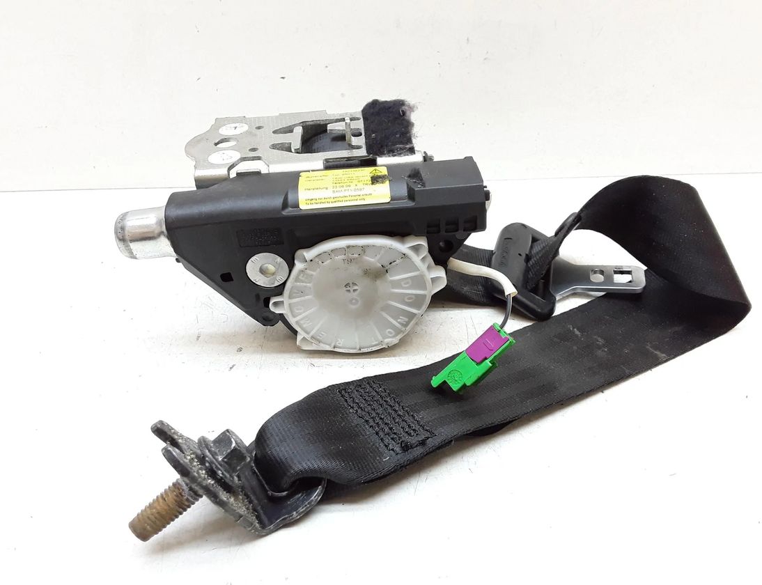 VOLVO XC60 1 generation (2008-2017) Aizmugurējā kreisā drošības josta 34024990C,34033923C 23596532