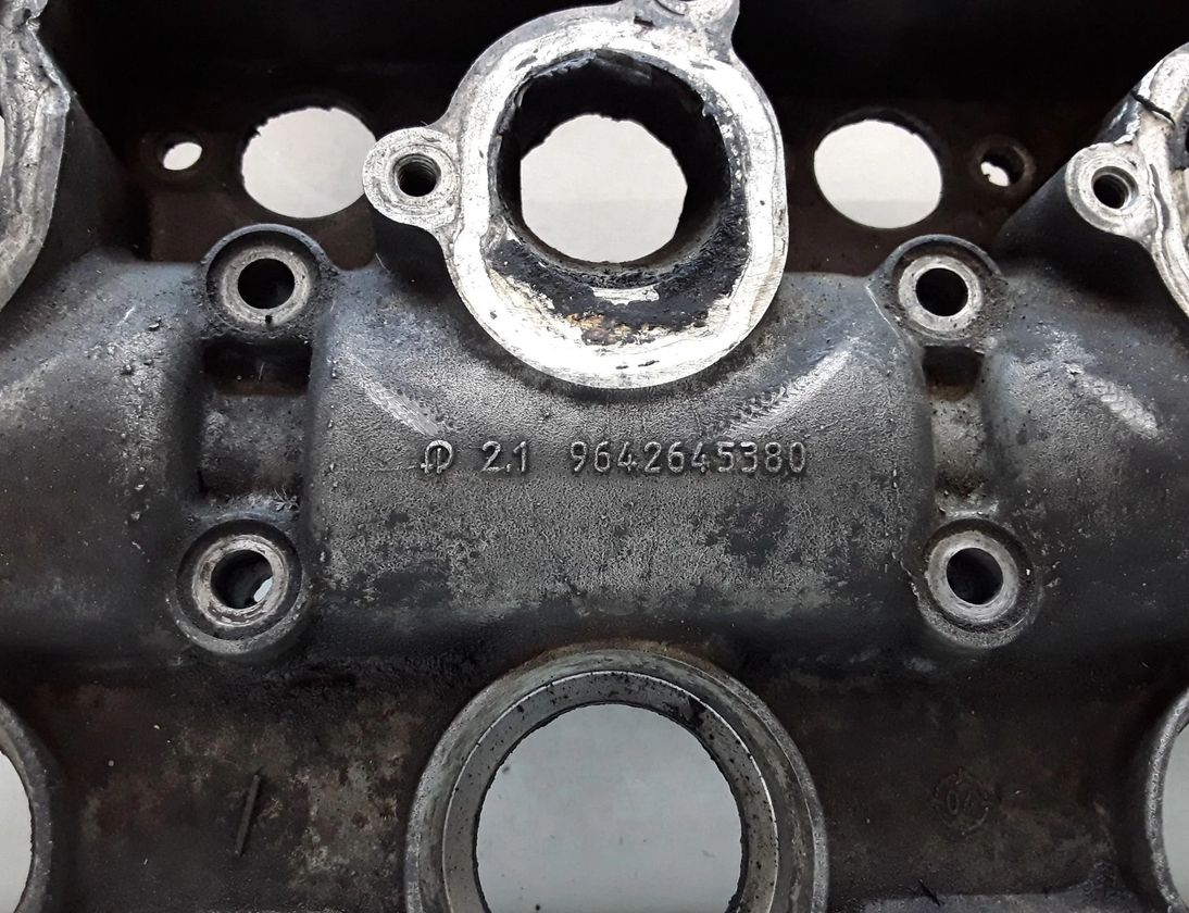 VOLVO V50 1 generation (2003-2012) Dzinēja cilindra galva 9642645380 23596641