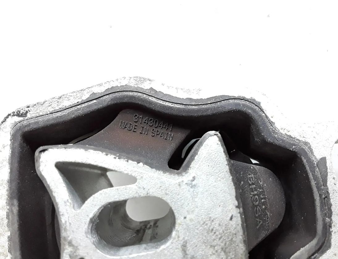 VOLVO S60 2 generation (2010-2020) Передняя подушка двигателя 31430441 23602446