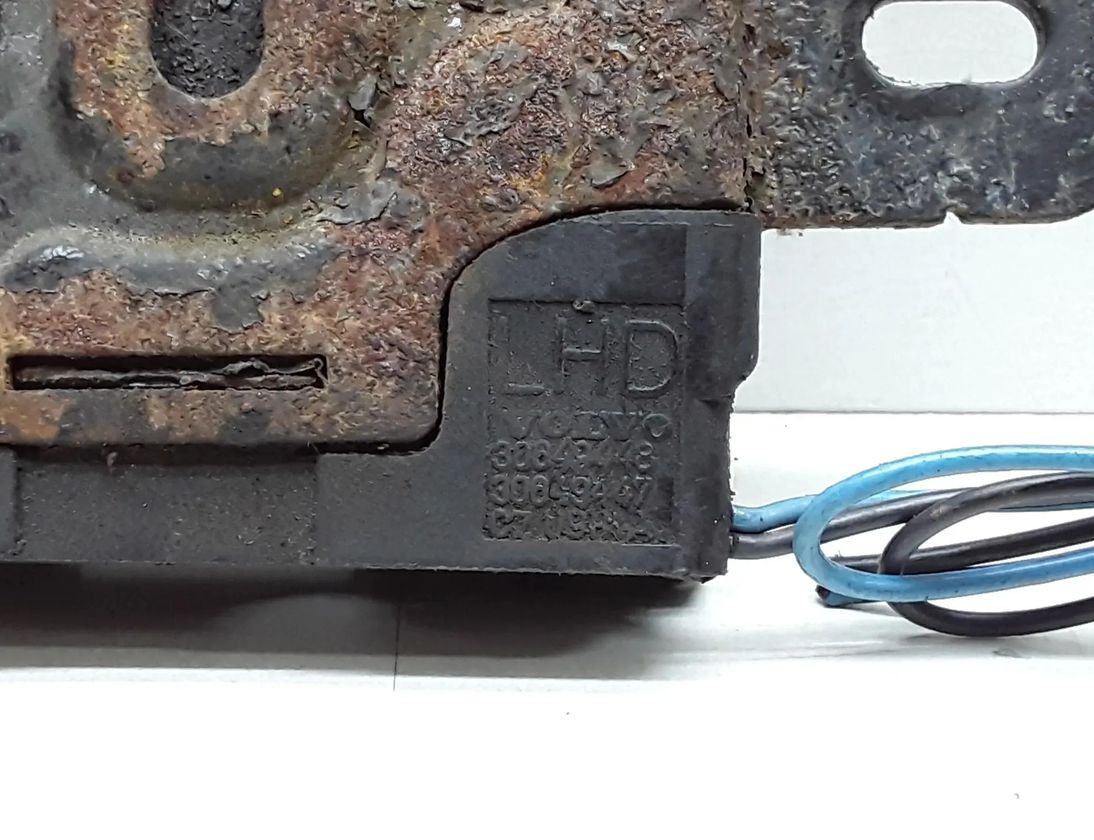 VOLVO S80 2 generation (2006-2020) Замок капота 30649448,30649447 23606236