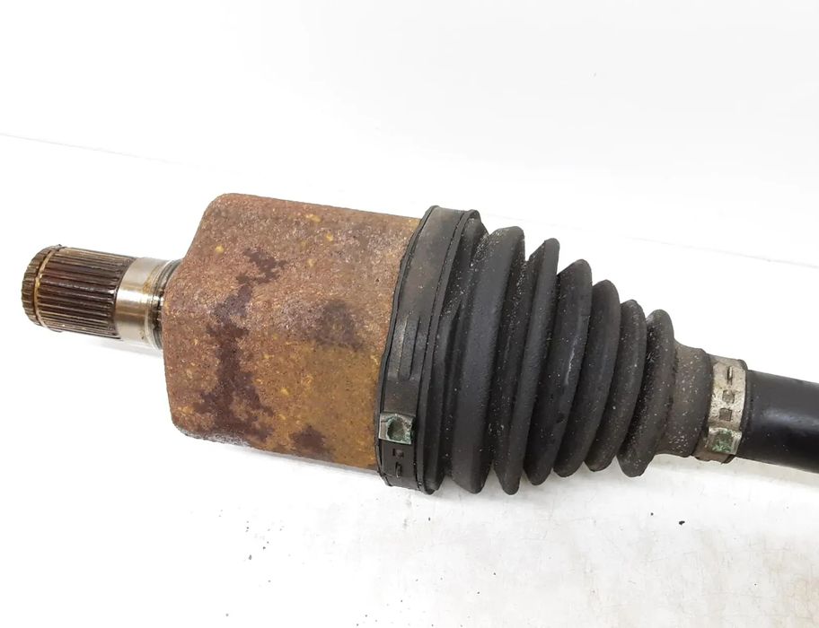 VOLVO V70 3 generation (2007-2020) Priekšējā kreisā pusass P30783203 23606996