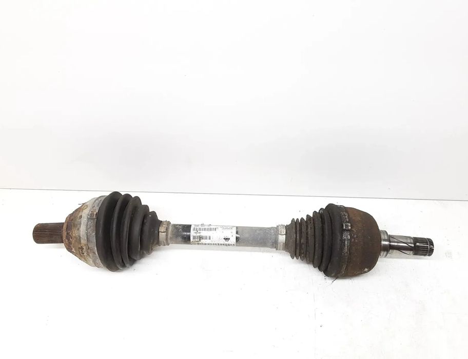 VOLVO V70 3 generation (2007-2020) Priekšējā kreisā pusass 6G9N3B437CD 23607557