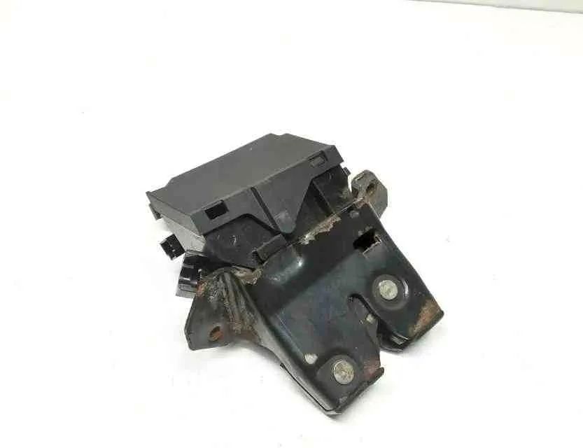 MERCEDES-BENZ E-Class W211/S211 (2002-2009) Aizmugurējā bagāžnieka slēdzene A1717500085,A1717500185 32652974