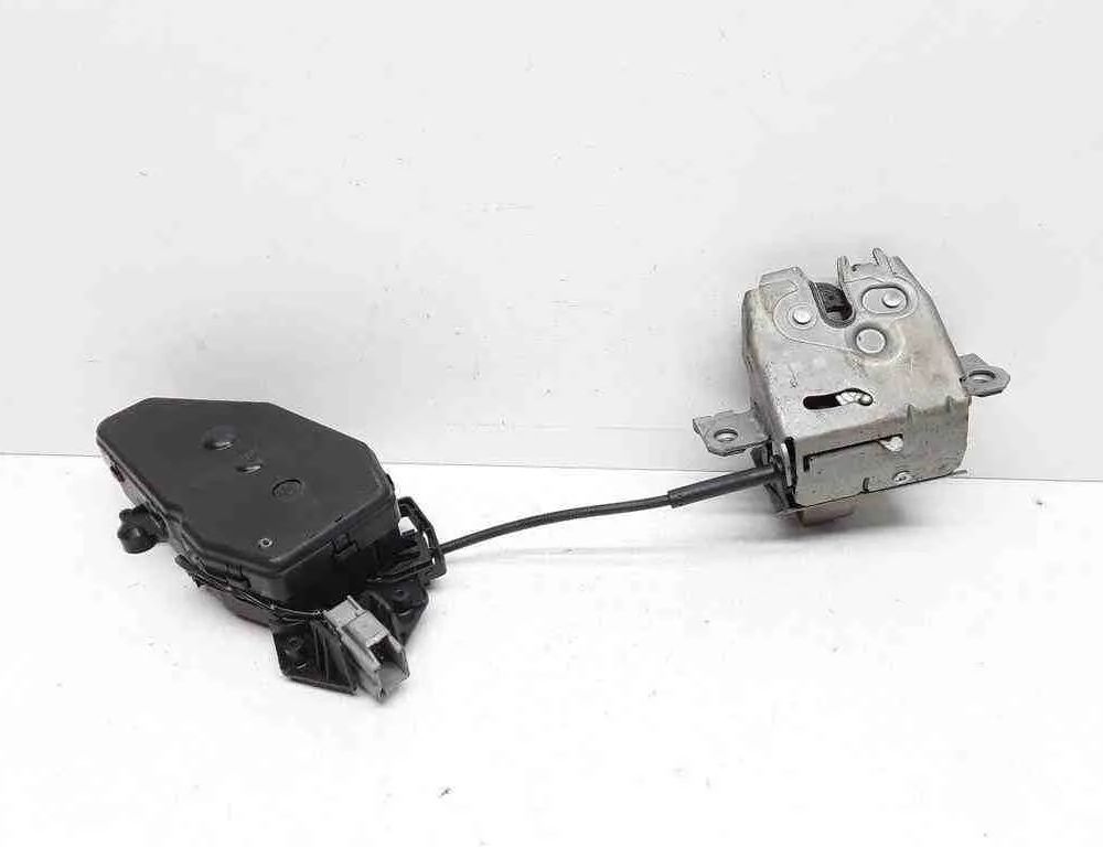 VOLVO V70 3 generation (2007-2020) Aizmugurējā bagāžnieka slēdzene 31333543 32658011