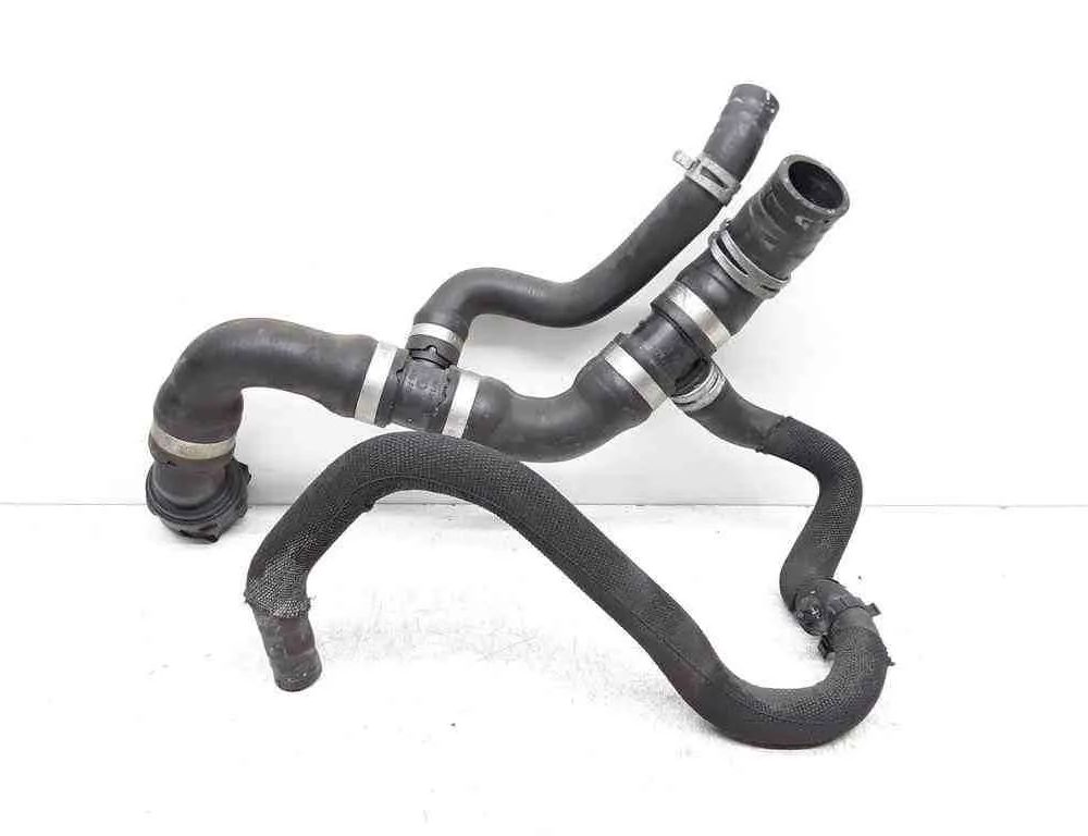 VOLVO V40 Cross Country 1 generation (2012-2020) Шланги охлаждающей жидкости 31368050,31368675 32659702