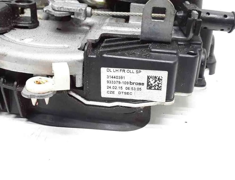 VOLVO V40 Cross Country 1 generation (2012-2020) Priekšējo kreiso durvju slēdzene 31440391 32663767