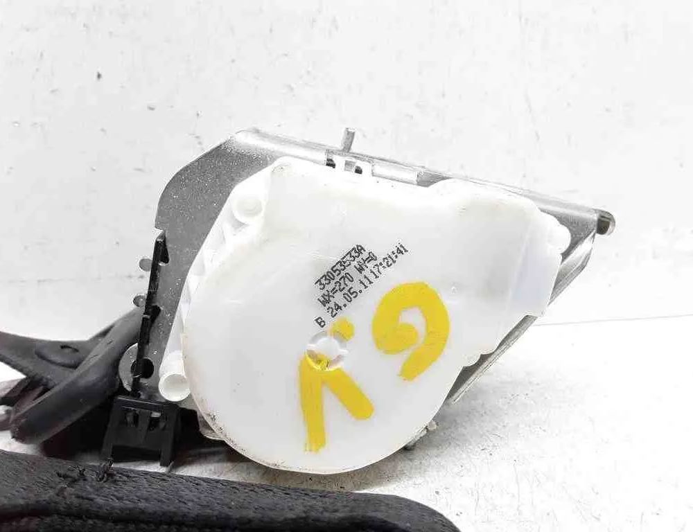 MERCEDES-BENZ C-Class W204/S204/C204 (2004-2015) Rear Middle Seatbelt A2048600085 32664340