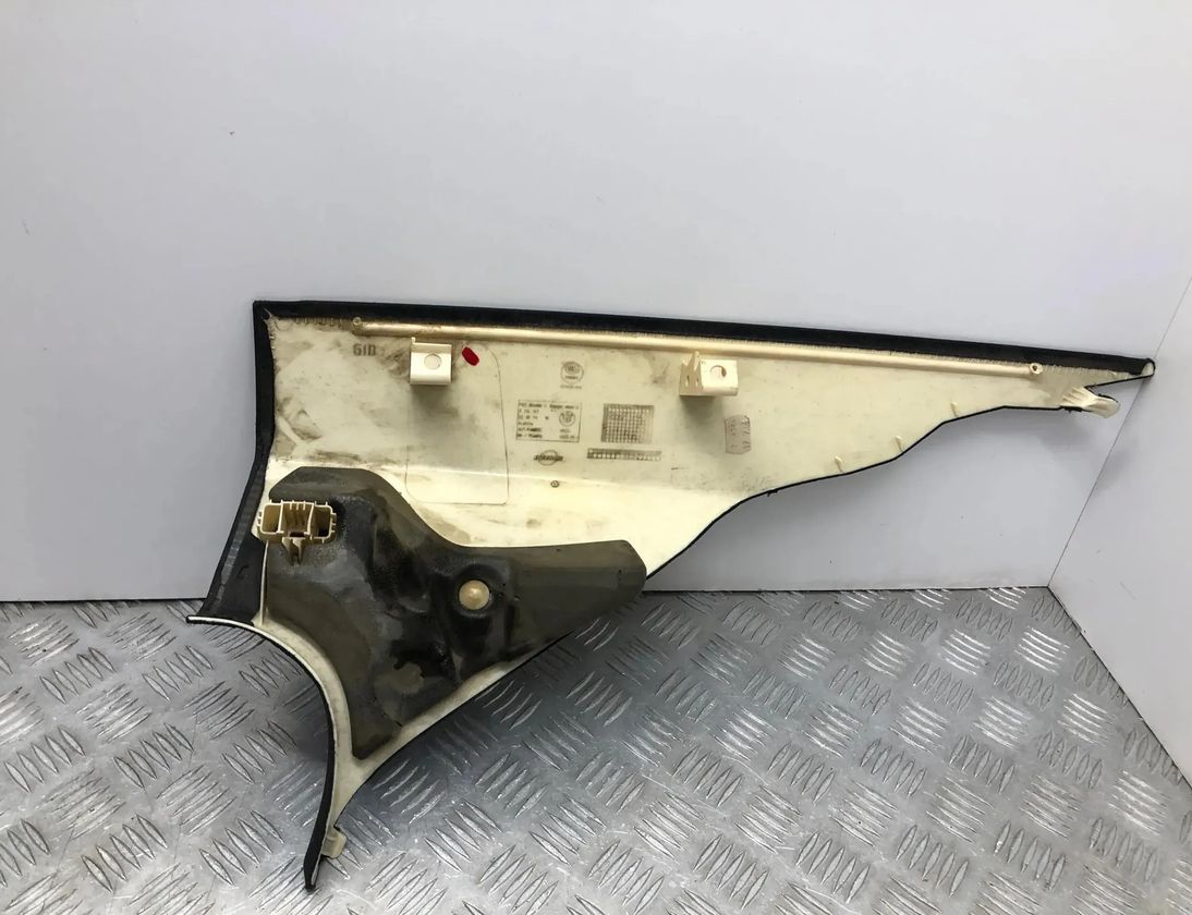BMW 7 Series F01/F02 (2008-2015) Right Side Pillar Trim 521070,9114147 28036079