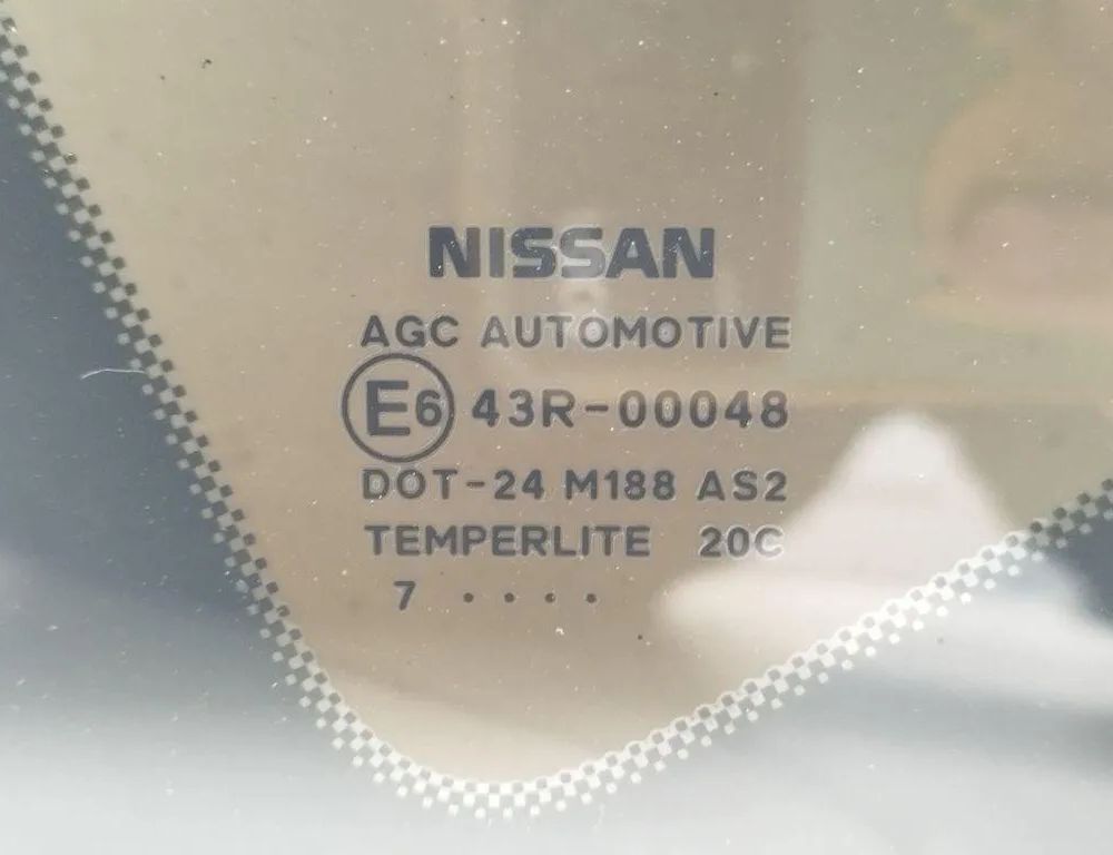 NISSAN Qashqai 1 generation (2007-2014) Фортачка задняя правая DOT24M188AS2 31358824