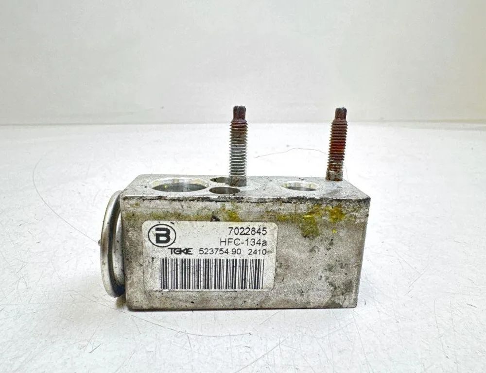 PEUGEOT 3008 1 generation (2010-2016) Gaisa kondicioniera izplešanās vārsts 52375490,HFC134A 31368388