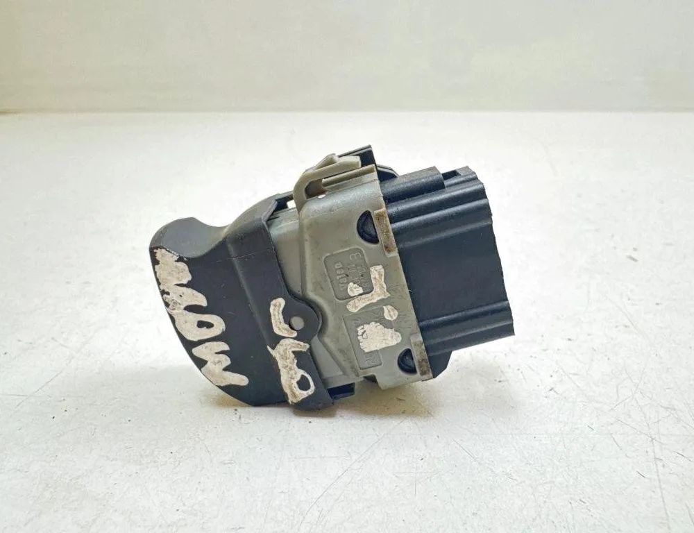 RENAULT Espace 3 generation (1996-2002) Кнопка стеклоподъемника задней левой двери 2808202 31377274