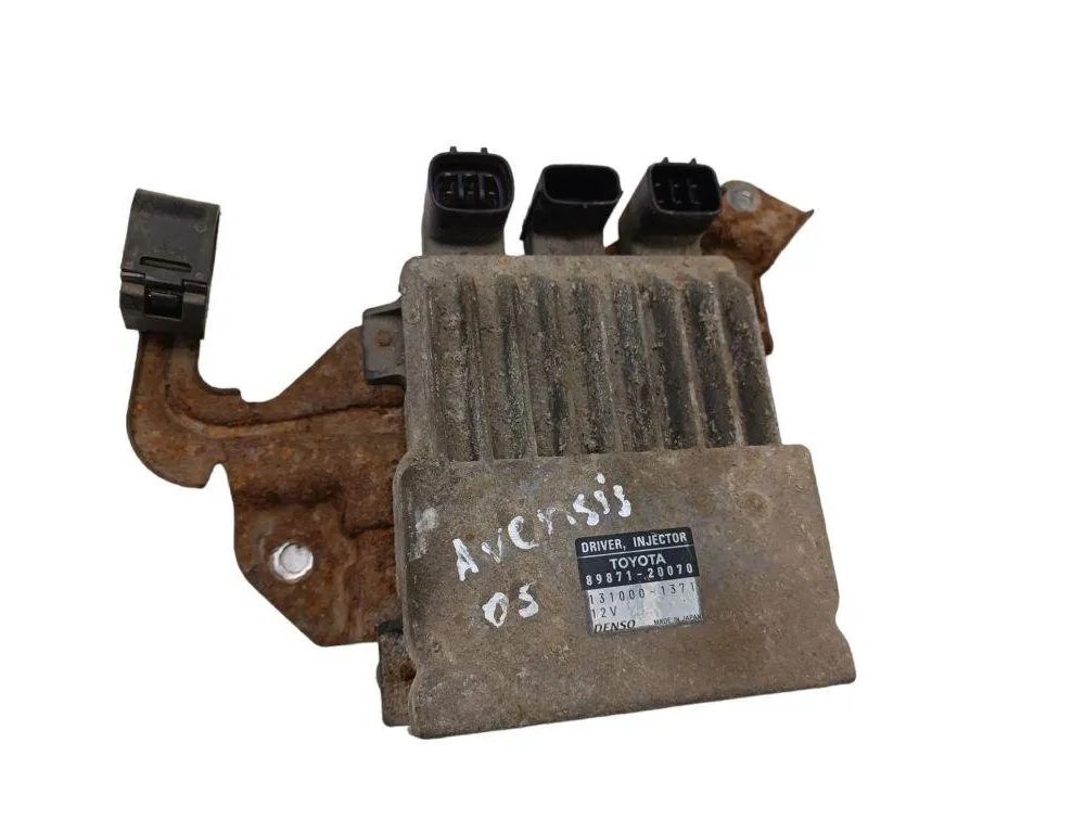 TOYOTA Avensis 2 generation (2002-2009) Fuel injectors control unit 8987120070 31754553