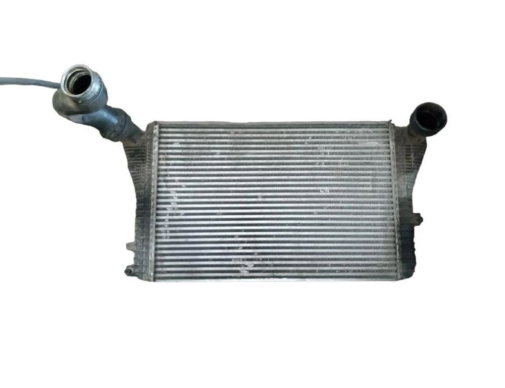 AUDI A3 8P (2003-2013) Starpdzesētāja/interkūlera radiators 99000039,8ML376723 31755556