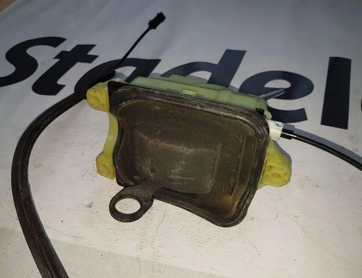 MERCEDES-BENZ C-Class W204/S204/C204 (2004-2015) Gear Selector Mechanism 2042674724,A2042674724 20423806