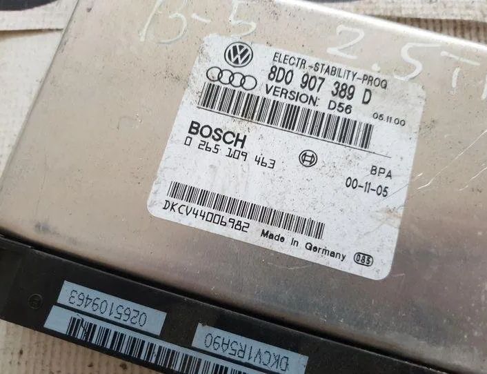 AUDI A6 C4/4A (1994-1997) Brake system control unit 8D0907389,8D0907389D 20426857