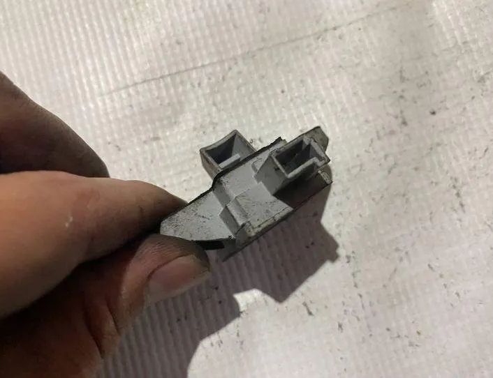 MERCEDES-BENZ C-Class W204/S204/C204 (2004-2015) Боковой датчик удара левый 2048210651,a2048210651 21490331