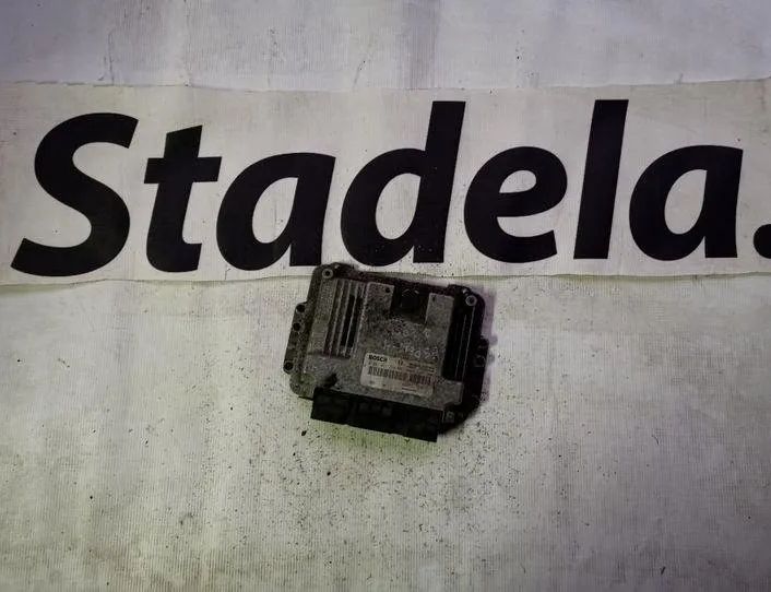 RENAULT Espace 3 generation (1996-2002) Engine Control Unit ECU 844,930,281,000,003 21491233