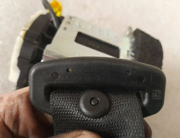 MERCEDES-BENZ C-Class W204/S204/C204 (2004-2015) Ремень безопасности средний задний 2048608185,a2048608185 21493150