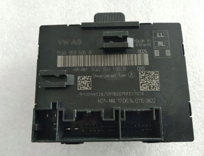 AUDI A3 8V (2012-2020) Rear Right Door Control Unit 5Q0959595B 27461253