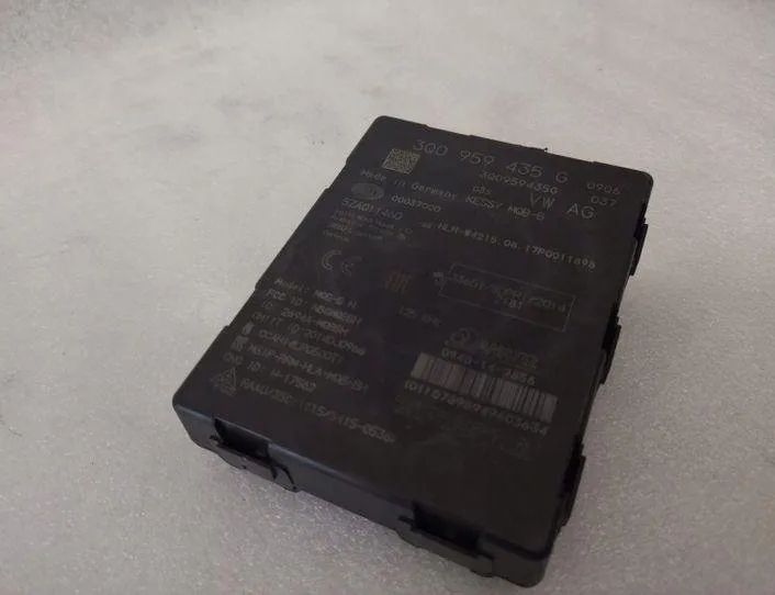 VOLKSWAGEN Passat B8 (2014-2023) Brake system control unit 3Q0959435,3Q0959435G 27463140