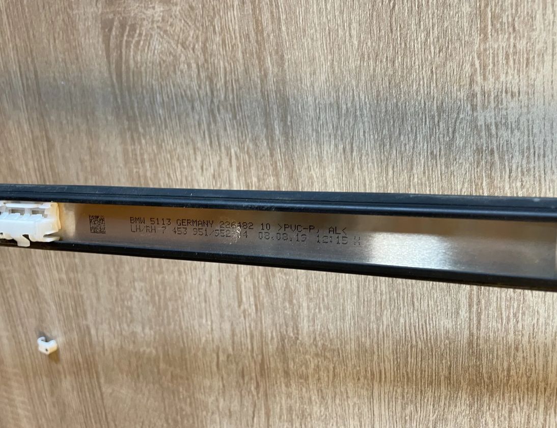 BMW 1 Series F40 (2019-2024) Молдинг крыши правый 7461830 24785907