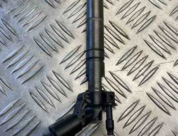 MERCEDES-BENZ E-Class W211/S211 (2002-2009) Degvielas sprausla 6420701387,0445115064,68028405AA,A6420701387,5175827AA,A6420700587,A642070138780 32448037