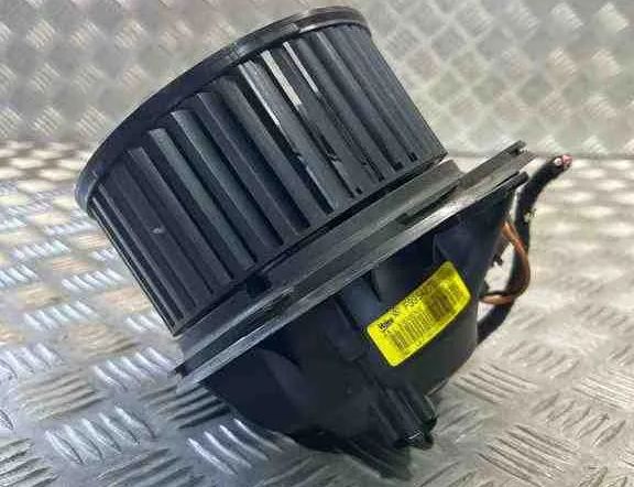 VOLKSWAGEN Touran 1 generation (2003-2015) Печка салона 1K1820015E 32458432