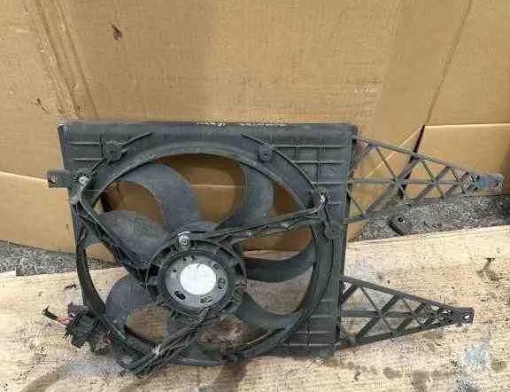 SKODA Roomster 5J  (2010-2015) Engine Cooling Fan Radiator 6Q0121207 32462758