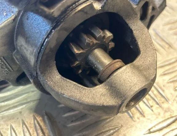 BMW X5 E70 (2006-2013) Starter Motor 7801203 32981093