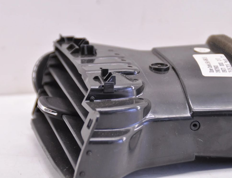 OPEL Astra K (2015-2021) Instrumentu paneļa gaisa kanāli 39079603 24600249