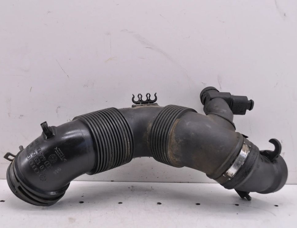 VOLKSWAGEN Caddy 3 generation (2004-2015) Gaisa ieplūdes caurule 3C0129654AG 27732500