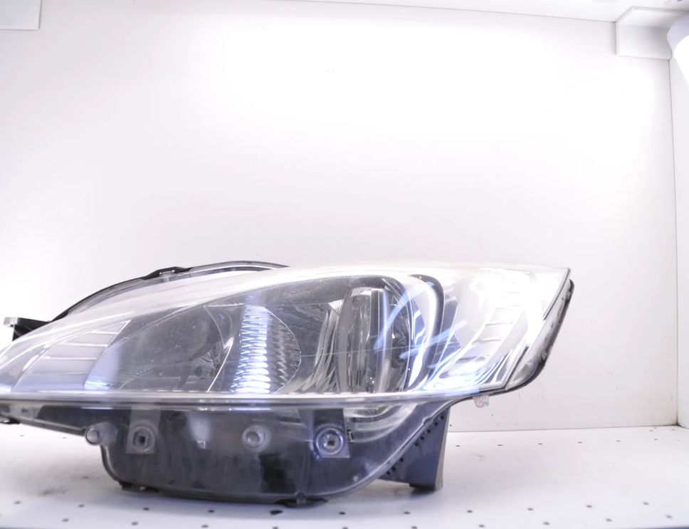 PEUGEOT 508 1 generation (2010-2020) Фара передняя левая 9678393180 31892538