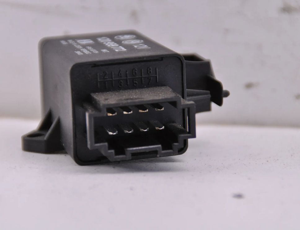 VOLKSWAGEN Passat B6 (2005-2010) Relays 1Z0959772 32143993
