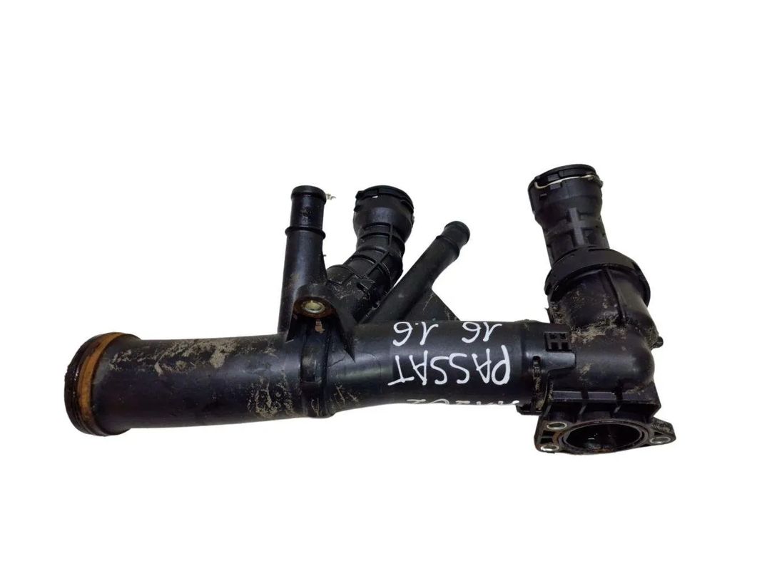 VOLKSWAGEN Passat B7 (2010-2015) Шланги охлаждающей жидкости 04L121026F 30135840