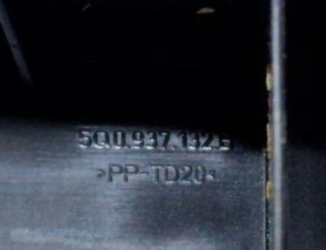 VOLKSWAGEN Passat B7 (2010-2015) Drošinātāju kārbas vāks 5Q0937132B 30137802