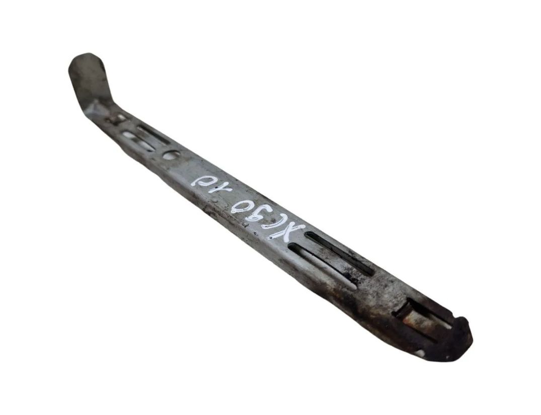 VOLVO XC60 1 generation (2008-2017) Kreisās puses luktura kronšteina stiprinājums 8637182 30143130