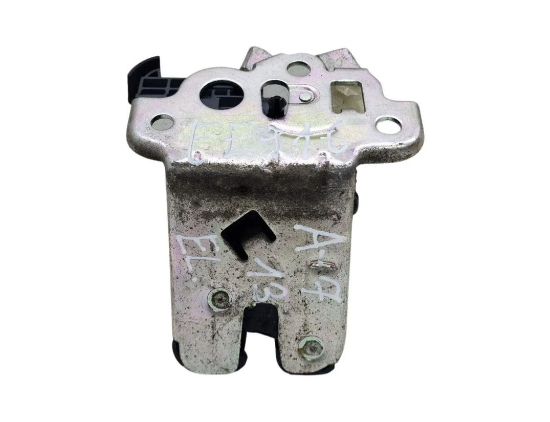 AUDI A7 C7/4G (2010-2020) Tailgate Boot Lock 8K9827505A 30144380