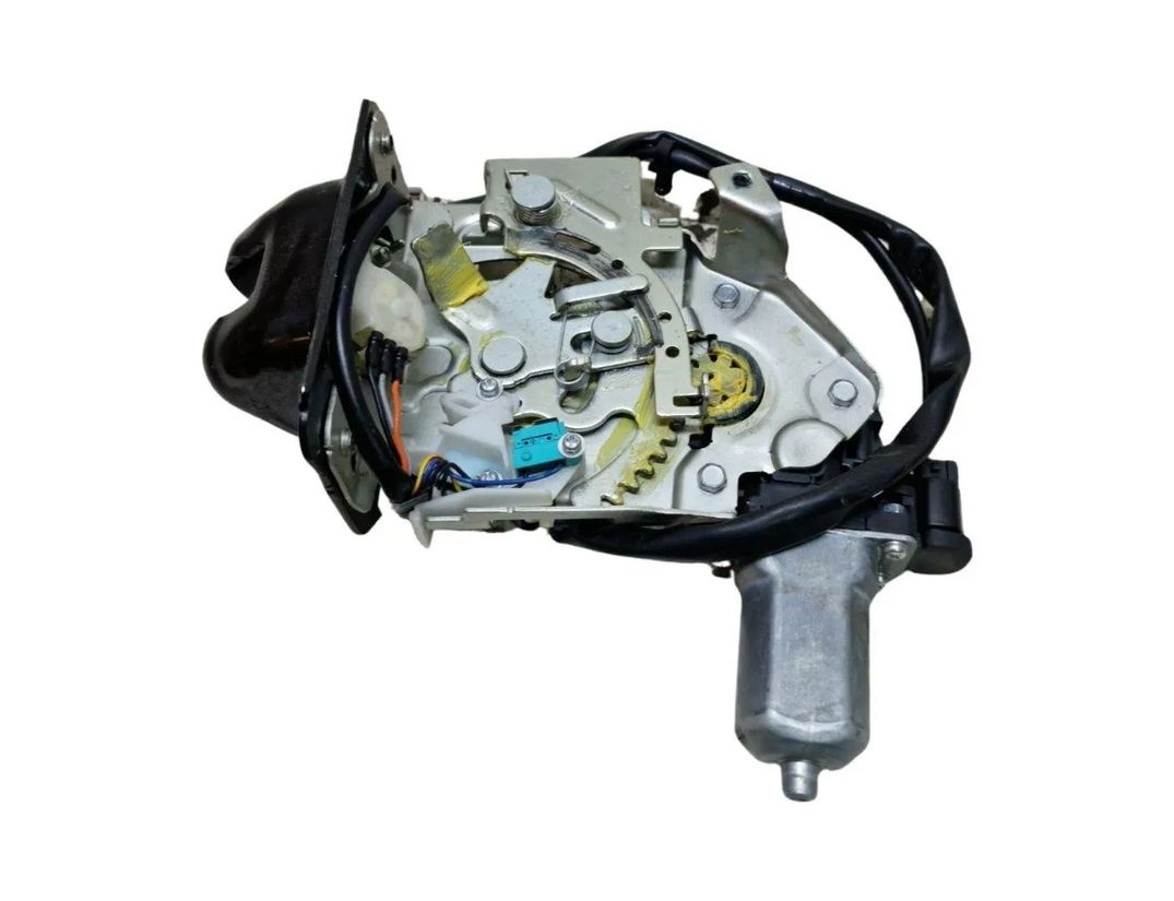 FORD Kuga 2 generation (2013-2020) Aizmugurējā bagāžnieka slēdzene D7661372B 30144966