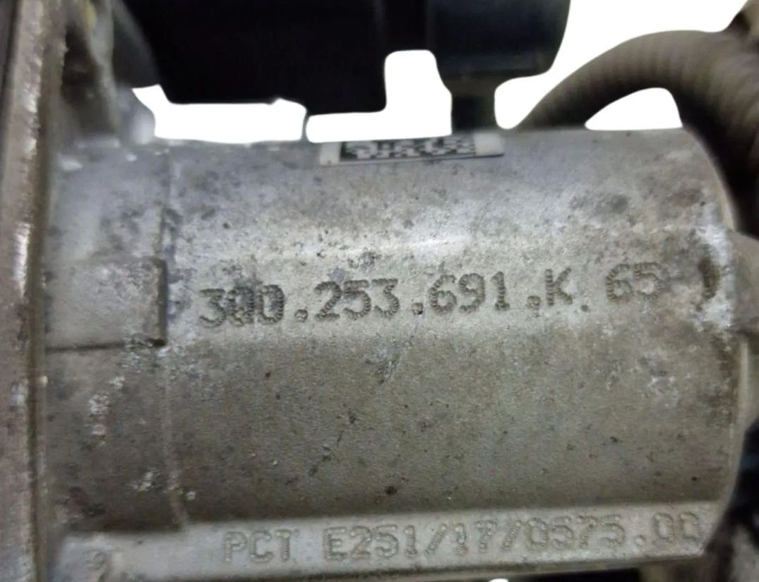 VOLKSWAGEN Arteon 1 generation (2017-2024) Vārsta vadības motorīts 3Q0253691K 30145706