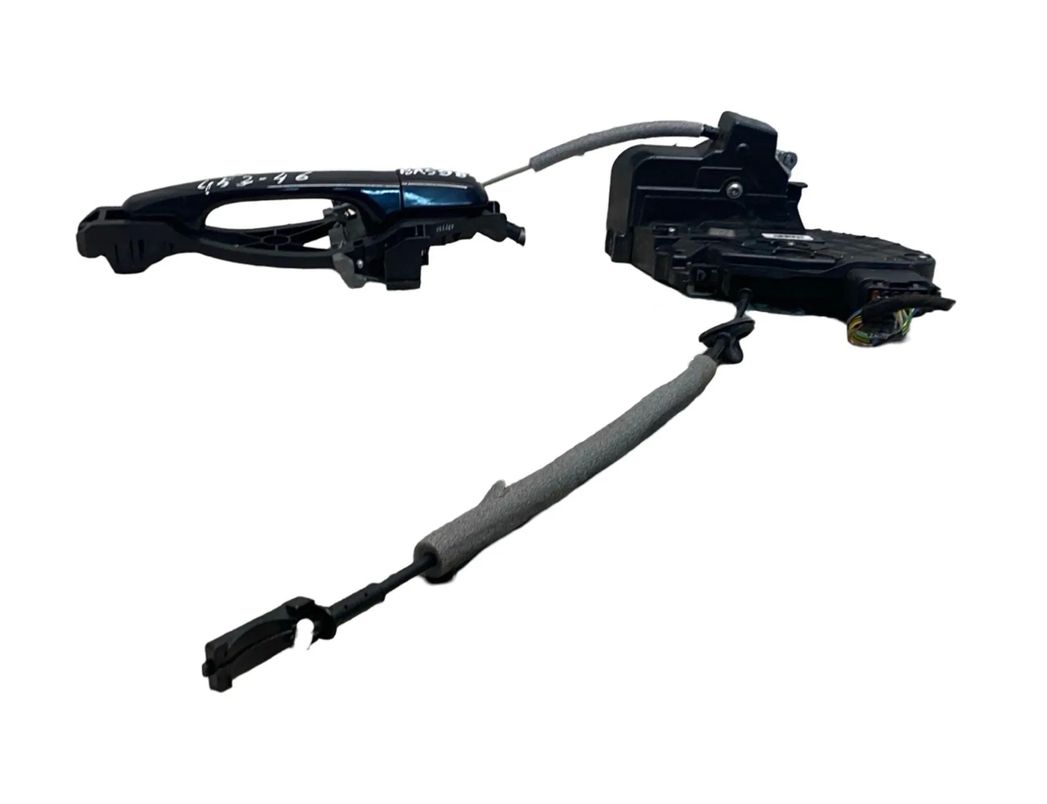 VOLVO XC60 1 generation (2008-2017) Замок задней левой двери 30799326 30147398