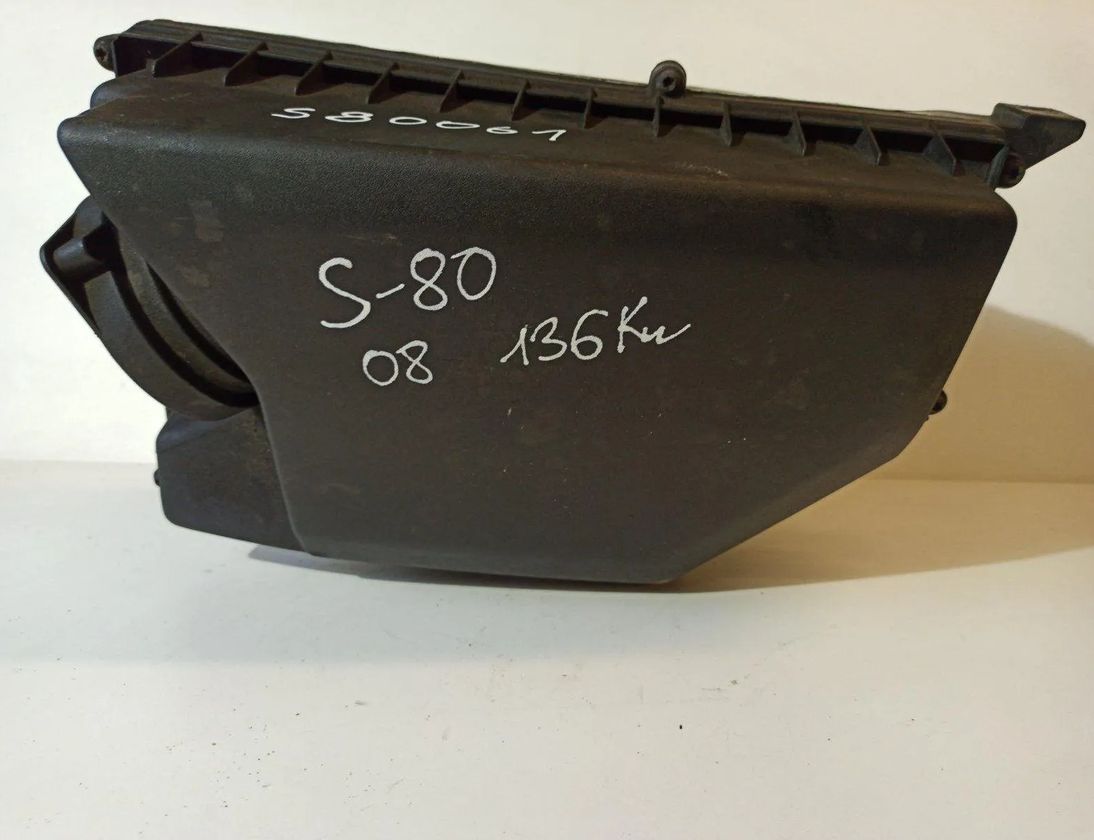 VOLVO S80 2 generation (2006-2020) Gaisa filtru kaste 6893747 30151052