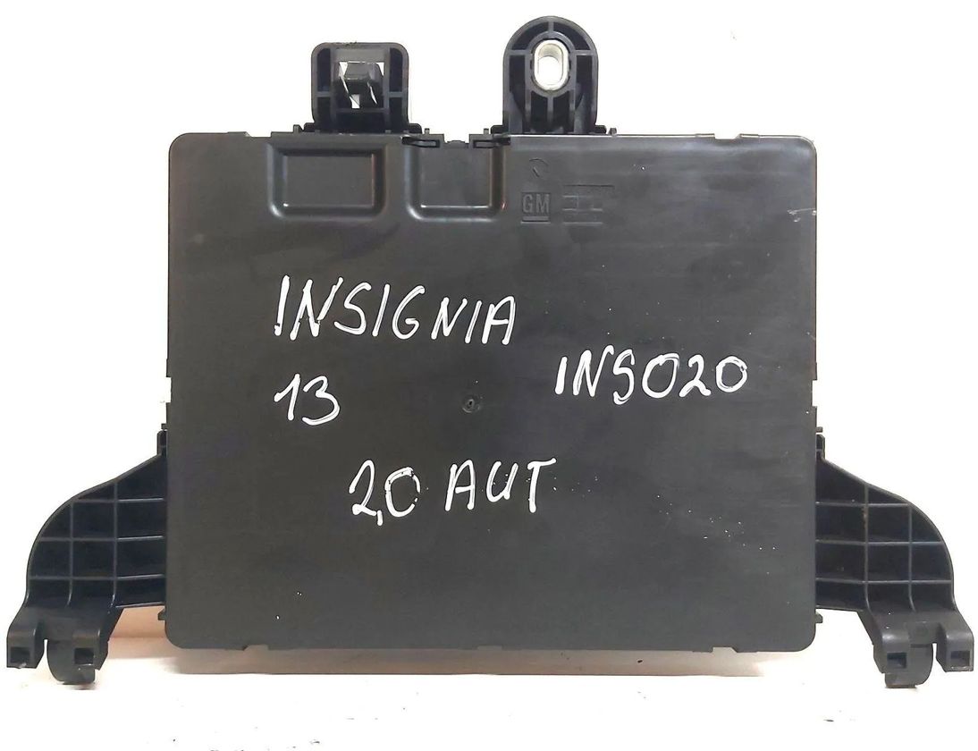 OPEL Insignia A (2008-2016) Блок предохранителей 544949969 30153493