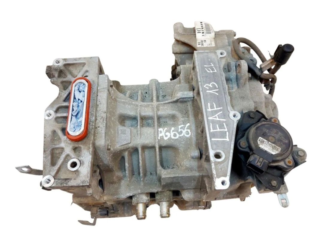 NISSAN Leaf 1 generation (2010-2017) Engine EM57,3NF0A 30163126
